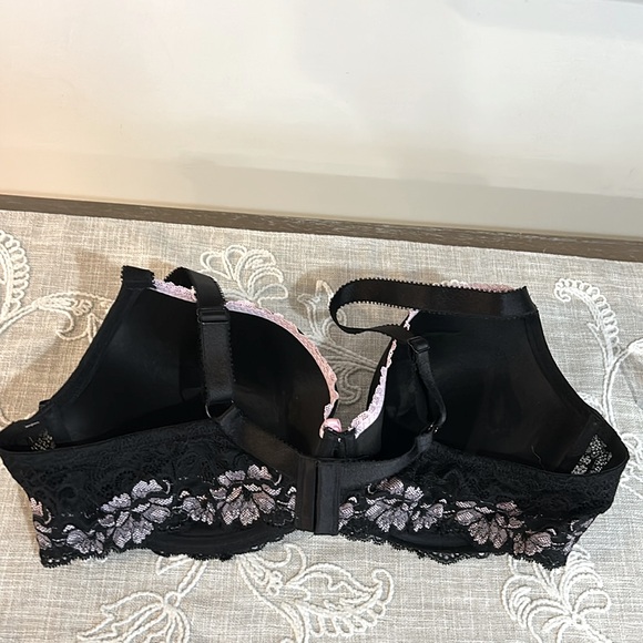 Adore Me NWT Black Pink Floral Lace Bra 44DD - Picture 3 of 8